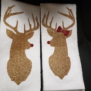 Reindeer hand towels